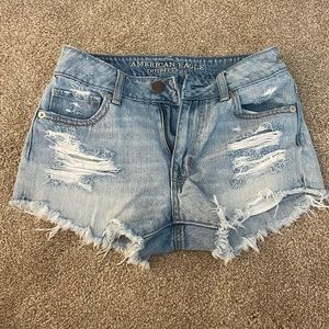 American Eagle- light wash jean shorts